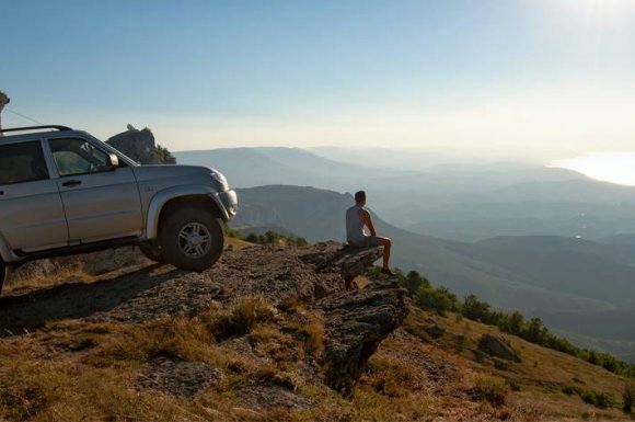 Louer une voiture de tourisme sur une longue durée - La Réunion - ADEKWAT LOCATIOIN